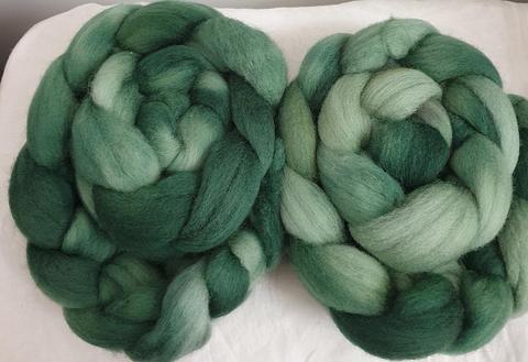 CC23/411 Handdyed Wool tops Corriedale
