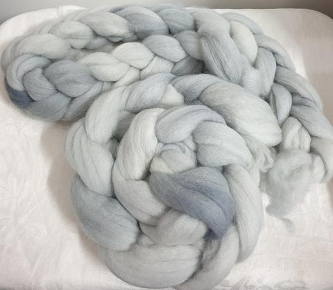 CC23/421 Handdyed Wool tops Corriedale