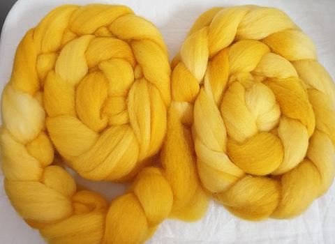 CC23/433 Handdyed Wool tops Corriedale