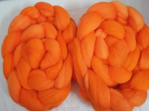 CC23/434 Handdyed Wool tops Corriedale